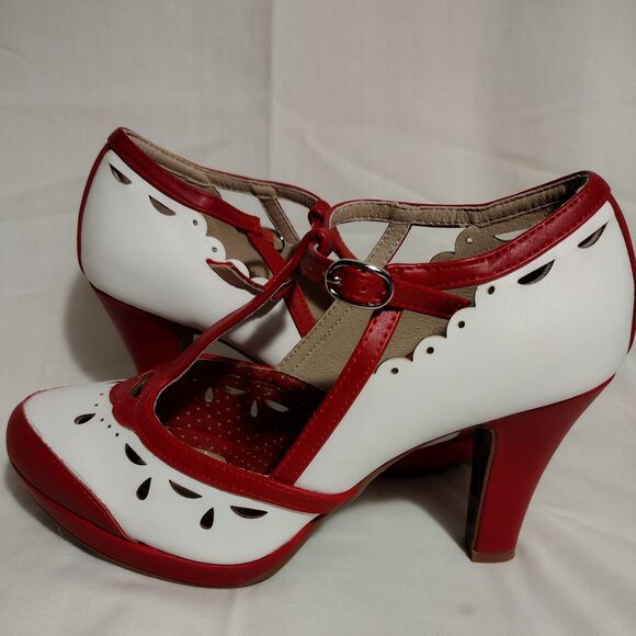 Ellie || 3.5" Bettie Page Holly Pump - White/Red - Picture 9 of 16